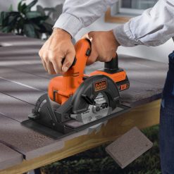 BLACK+DECKER Werkzeuge 20 V max. Stromanschluss, nur 5-1/2 Zoll Akku-Kreissäge TL4V4L655
