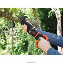 BLACK+DECKER Werkzeuge Elektrische Säbelsäge mit 7 Ampere und abnehmbarem Asthalter TL4V4L648